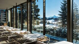 hotel luxe suisse montagne