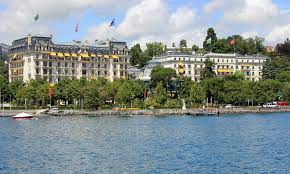 hotel luxe lausanne suisse